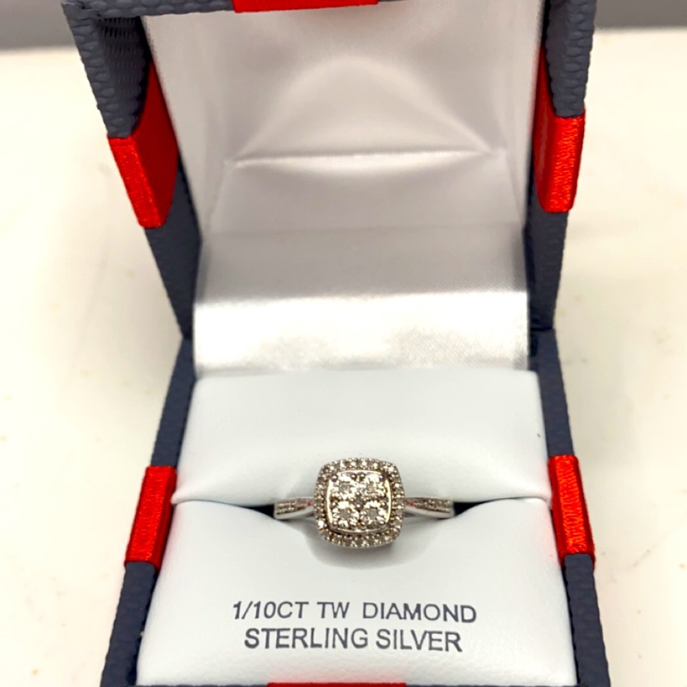 Diamond sterling silver ring